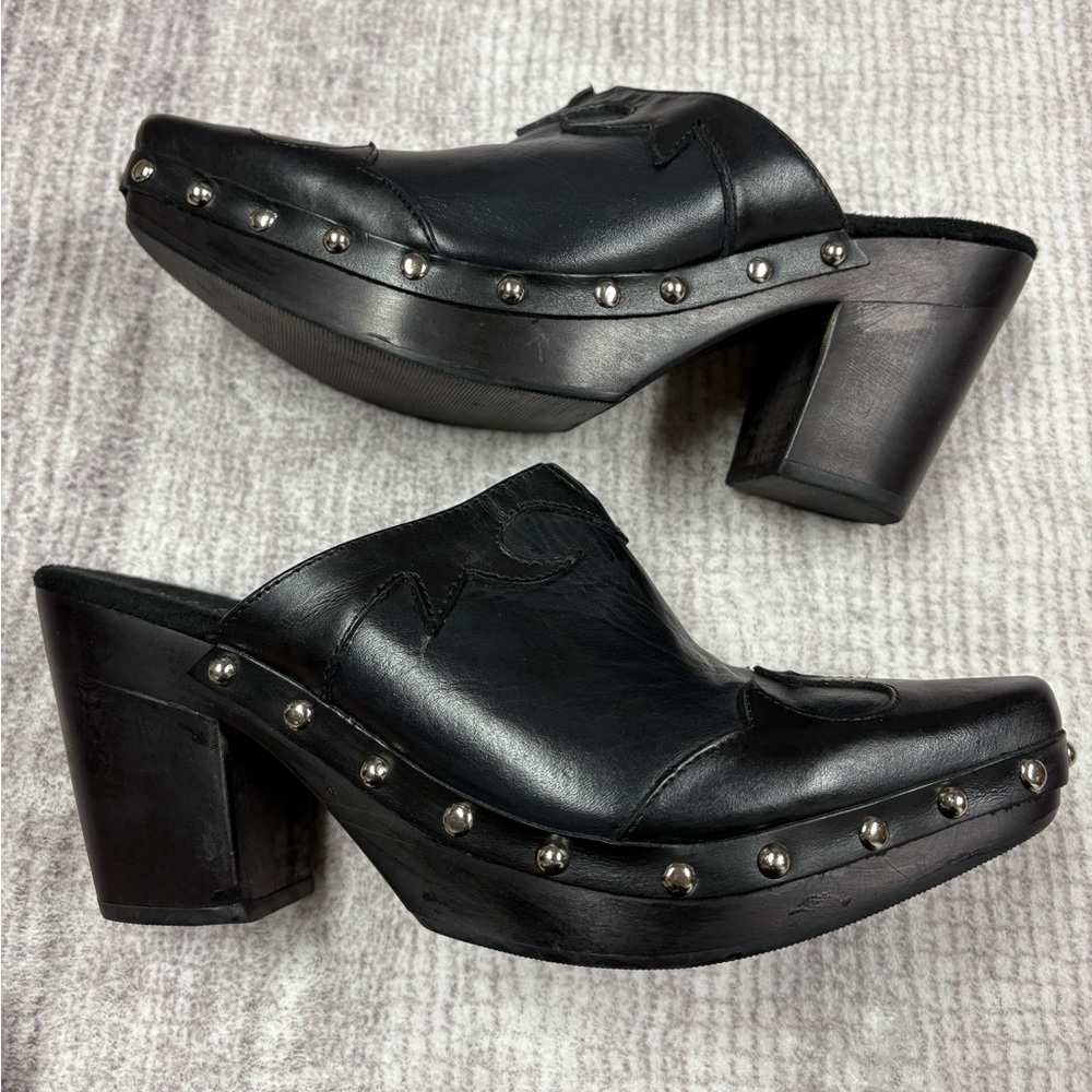 Paris Blues Freda Black Leather Western Platform Clogs Womens Sz 7.5 Pointed Toe - Picture 5 of 10
